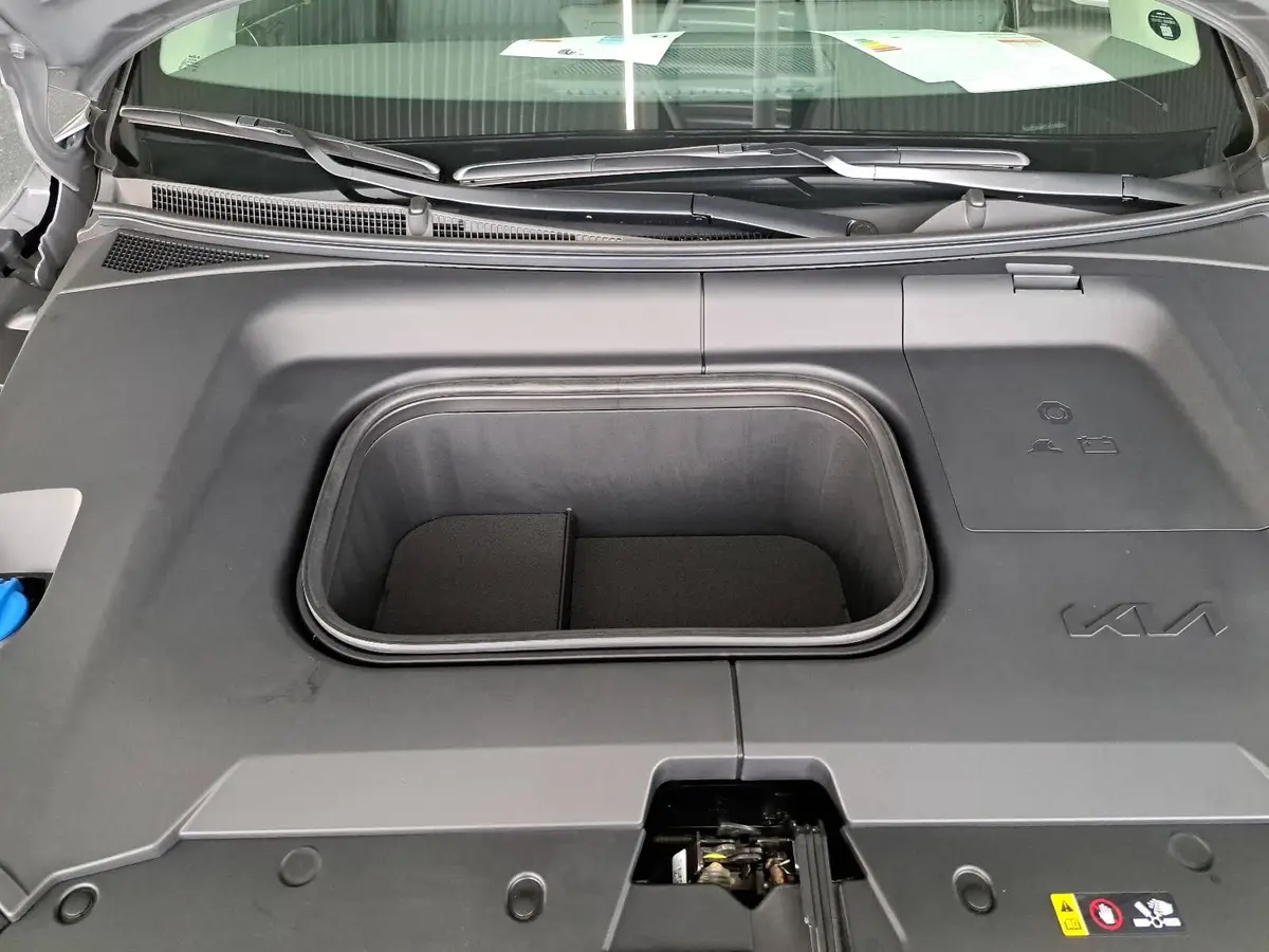 KIA EV3 58.3 KWH EARTH MJ26 WINTER-CONNECT BUSINESS UPGRADE DRIVEWISE-PARK