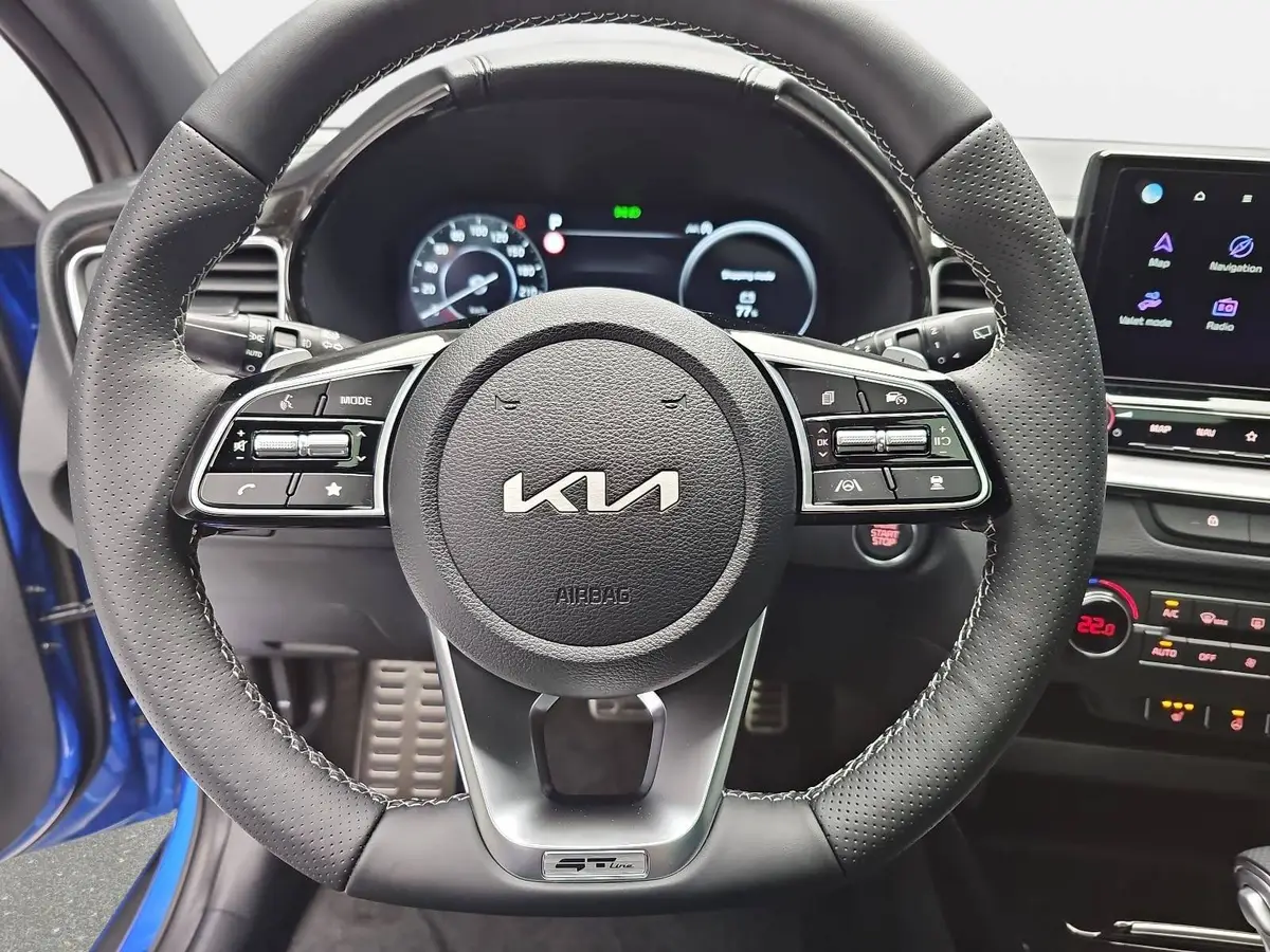 KIA XCEED 1.6 T-GDI 180 DCT GT-LINE MJ26 LEDER GLASDACH