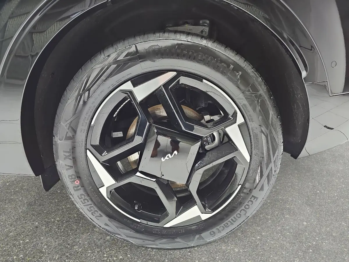 KIA SPORTAGE 1.6 T-GDI 150 2WD DCT SPIRIT MJ26 GLASDACH DRIVEWISE SOUND