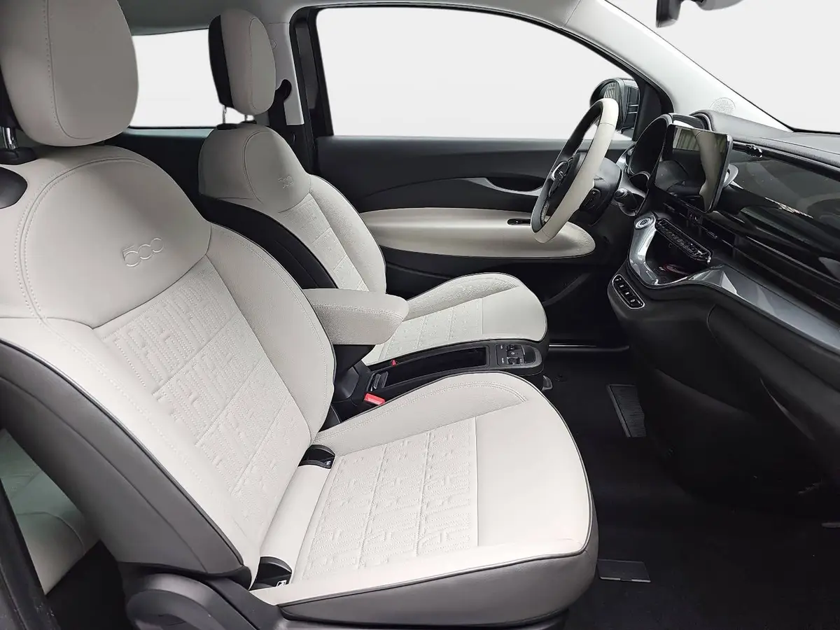 FIAT 500E ELEKTRO 42 KWH LA PRIMA