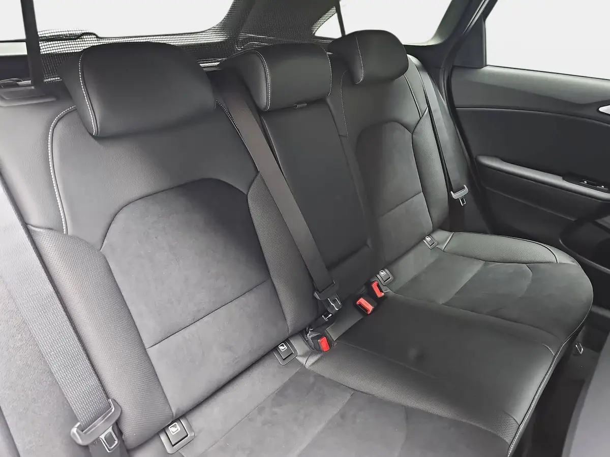 KIA CEED SW 1.5 T-GDI DCT7 GT-LINE TECHNOLOGIE LEDER PERFORMANCE