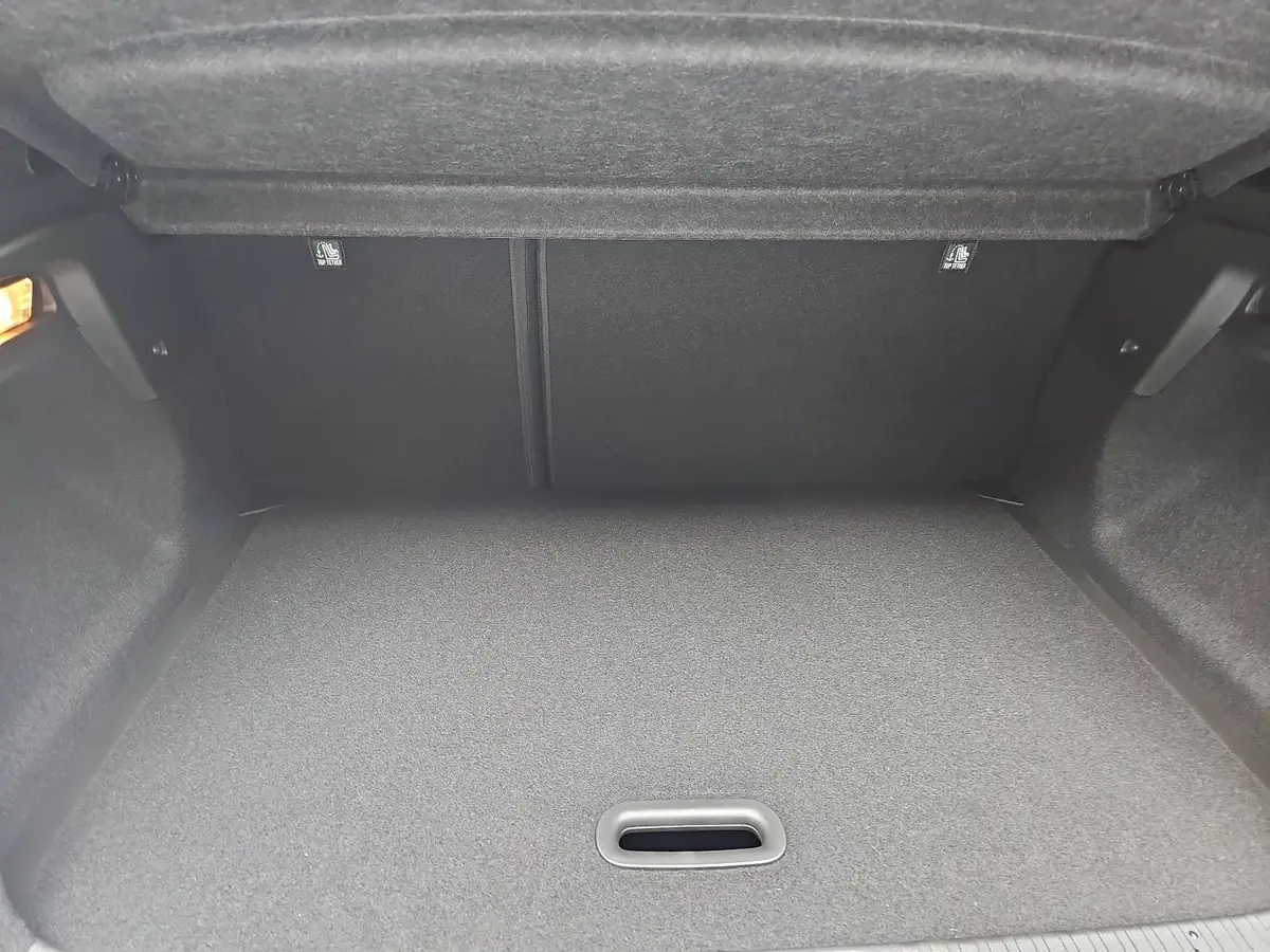 RENAULT CAPTUR II 1.3 TCE 160 EDC TECHNO LED KLIMA DAB KAMERA LM1