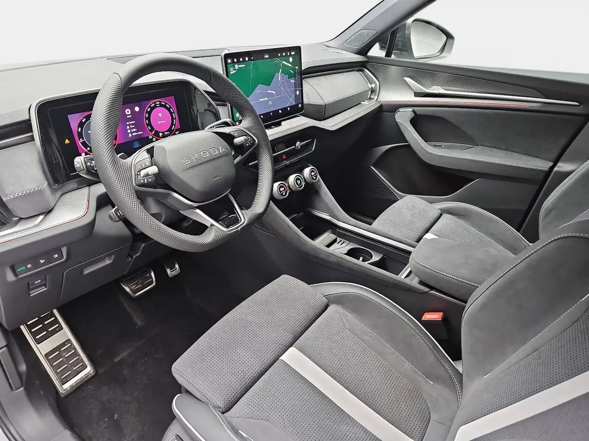 SKODA KODIAQ 1,5 TSI DSG SPORTLINE NAVI LED ACC WINTER KAMERA A