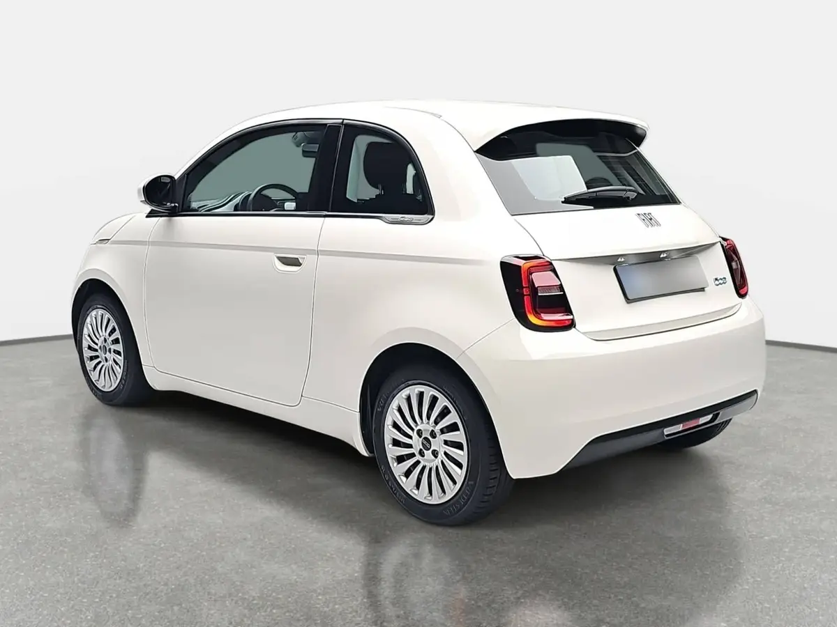 FIAT 500E ELEKTRO 23.8 KWH ACTION KLIMA DAB APPLE/ANDROID ALL-SEASON