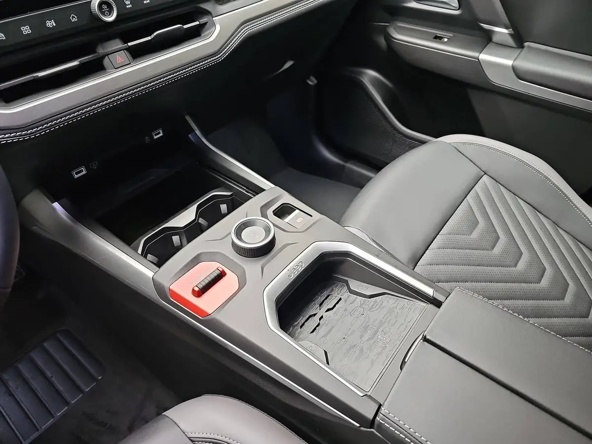 JEEP COMPASS ELEKTRO FIRST EDITION MJ26 PREMIUM-PAKET PANORAMA