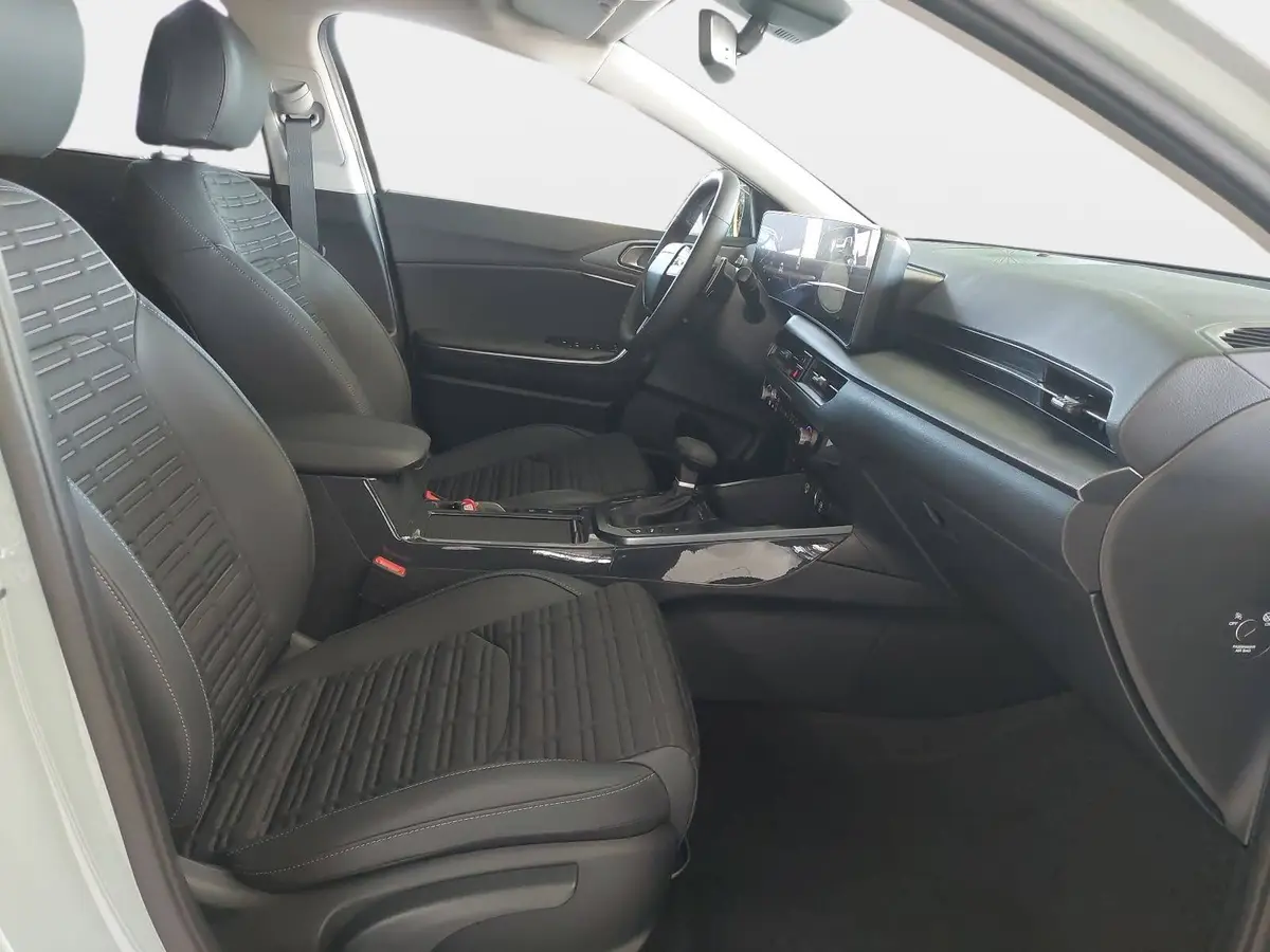 KIA XCEED 1.6 T-GDI 150 DCT SPIRIT MJ27 SOUND