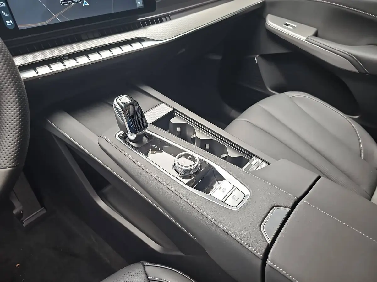 MG S9 PLUG-IN-HYBRID MY26 PREMIUM