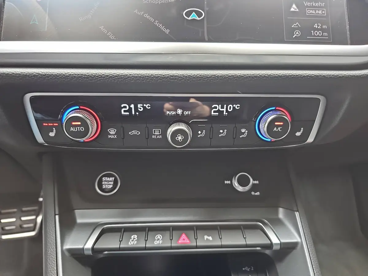 AUDI Q3 35 TDI S-TRONIC S LINE NAVI LED PANO ACC BLACK+ KA