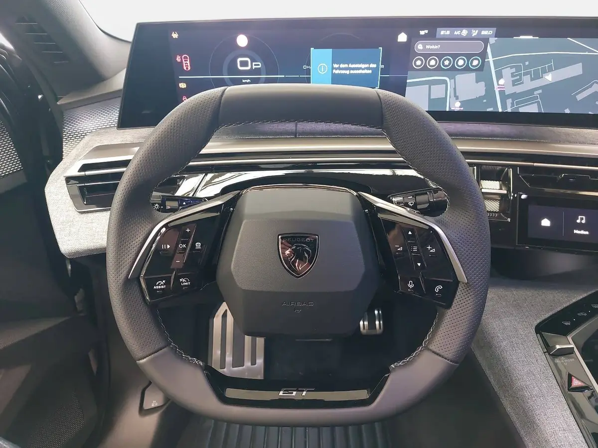 PEUGEOT 3008 1.2 HYBRID 145 E-DSC6 GT NAVI KLIMA LED AHK LM19