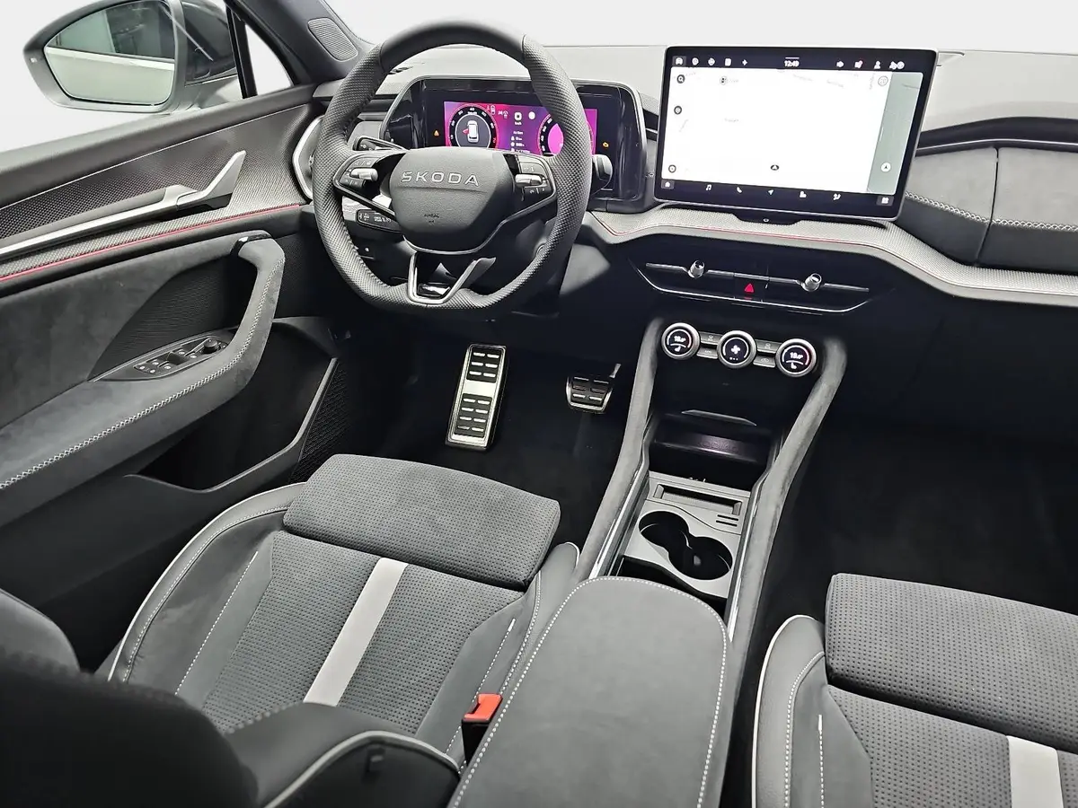 SKODA KODIAQ 1.5 TSI DSG SPORTLINE NAVI LED ACC WINTER KAMERA A