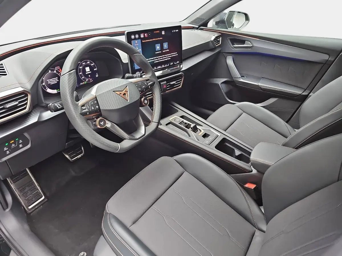 CUPRA LEON 1.5 ETSI DSG LED ACC DCC FULL-LINK WINTER PDC KAME