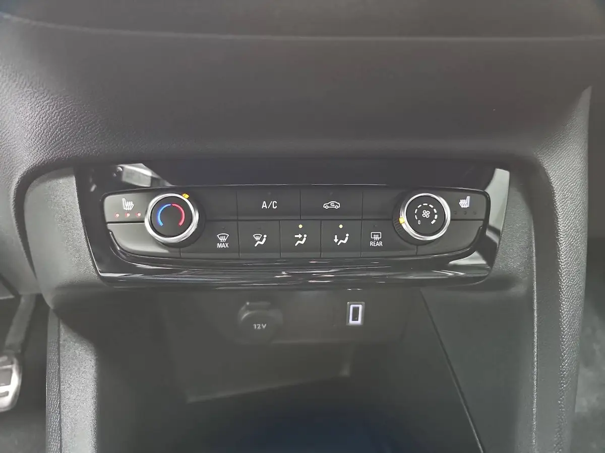 OPEL CORSA 1.2 TURBO AUTO. GS LED KLIMA SICHT WINTER DAB KAME