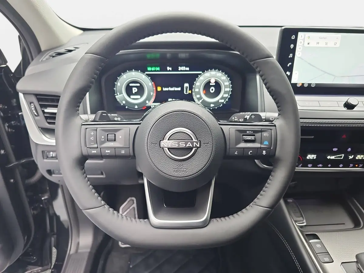 NISSAN QASHQAI 1.3 DIG-T XTRONIC N-CONNECTA PANO WINTER