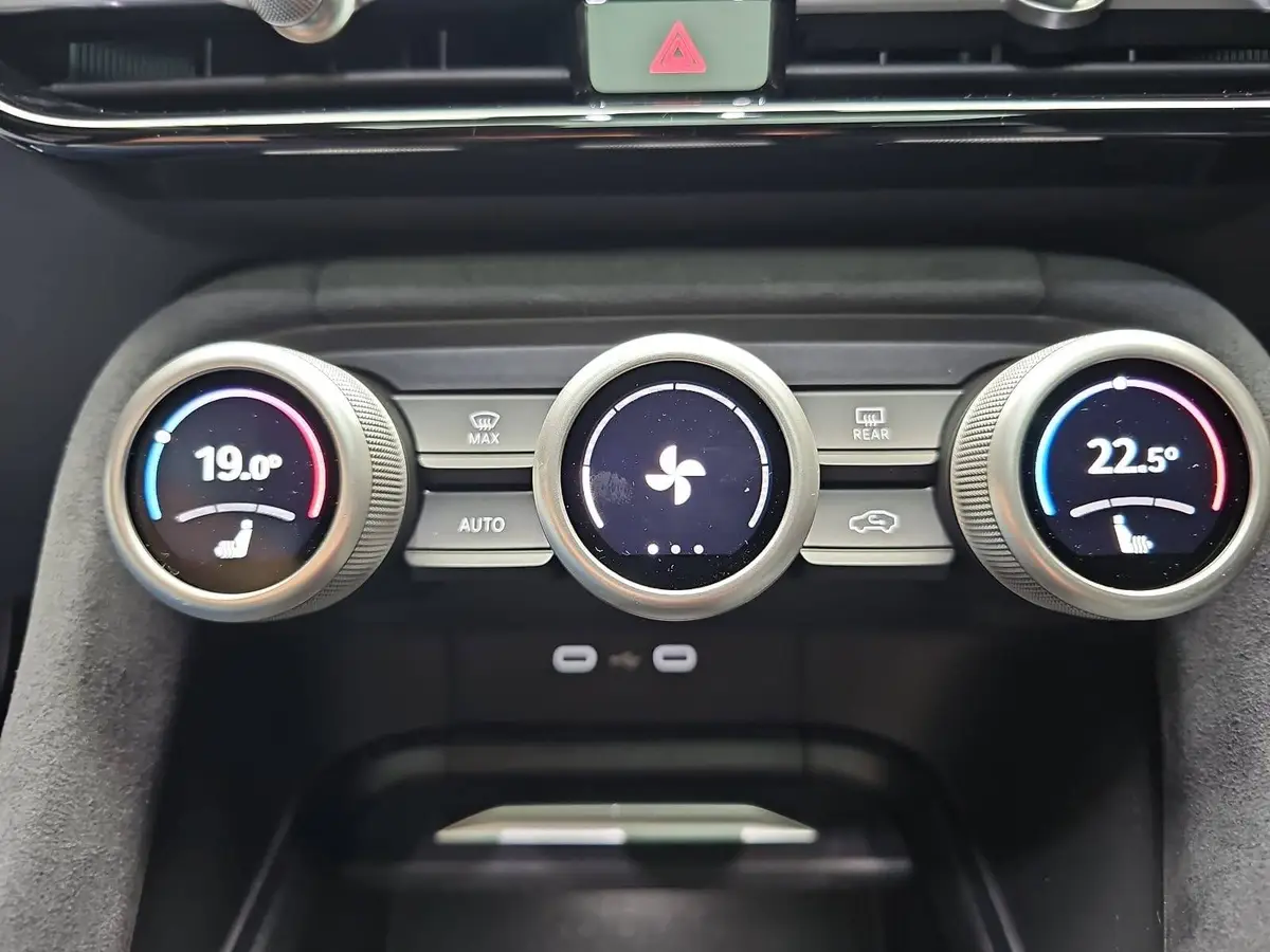 SKODA KODIAQ 2.0 TSI DSG SPORTLINE 4X4 NAVI LED
