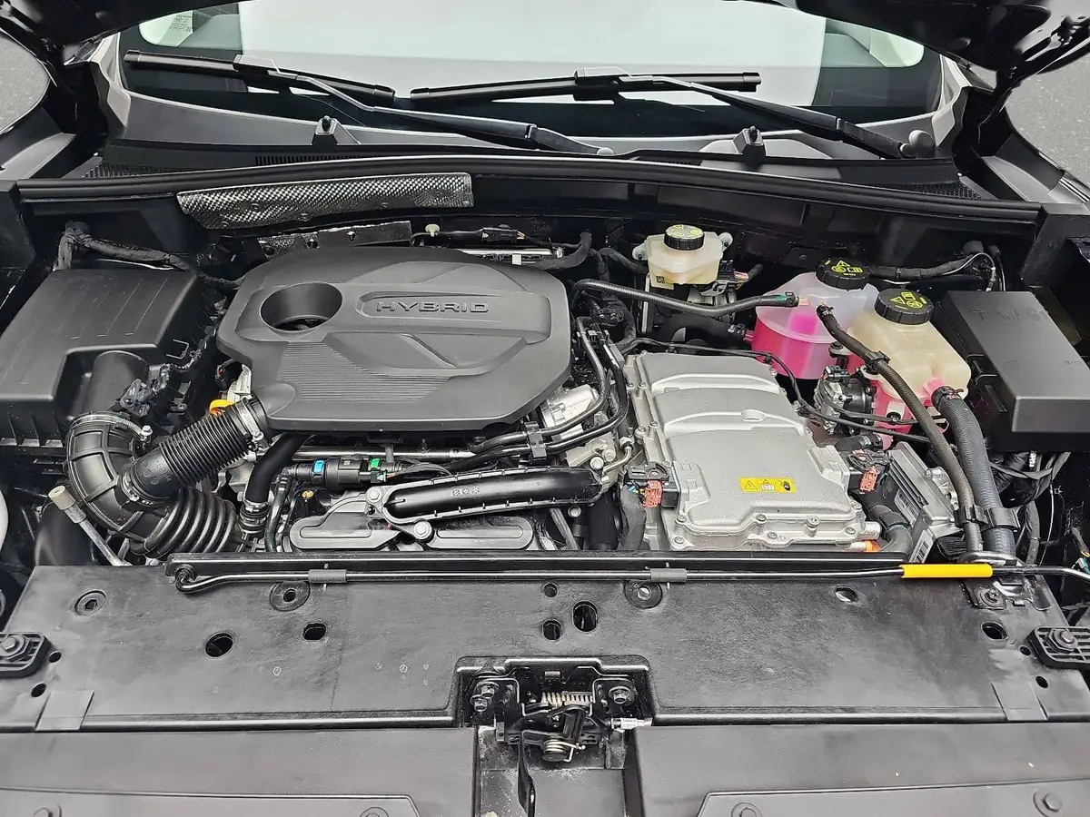 MG ZS 1.5 HYBRID+ MY25.5 LUXURY NAVI LM18 KEYLESS-ENTRY 360-GRAD-KAMERA