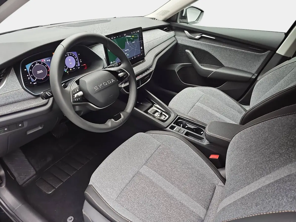 SKODA OCTAVIA COMBI 1.5 TSI ETEC DSG SELECTION NAVI LED ACC WINTER KA