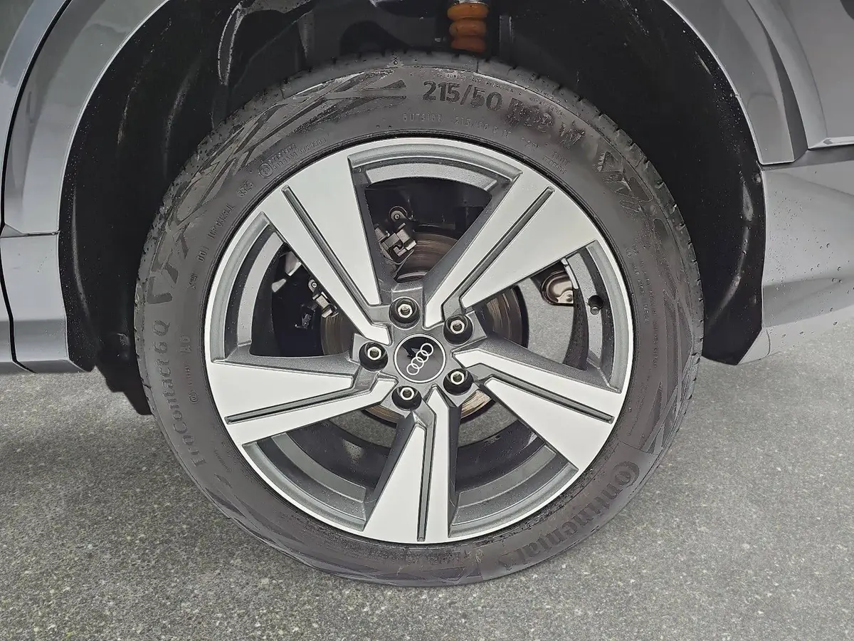 AUDI Q2 35 TFSI S-TRONIC S LINE NAVI LED ACC EL.HECKKL. WI