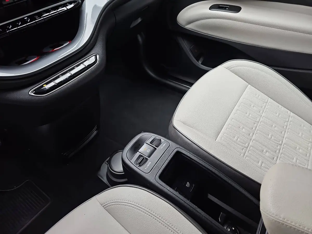 FIAT 500E CABRIO ELEKTRO 42 KWH BY BOCELLI