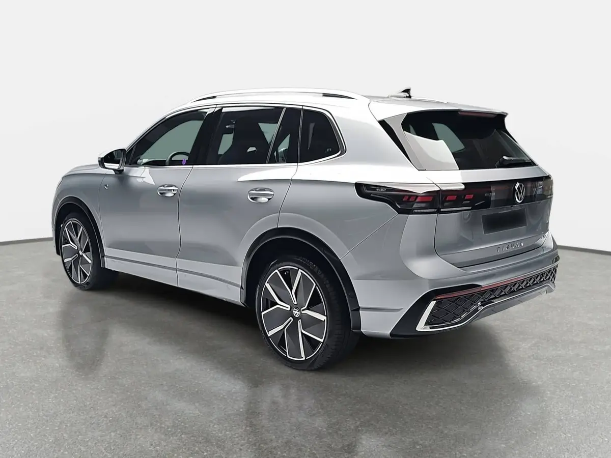 VW TIGUAN 1.5 ETSI DSG R-LINE NAVI MATRIX LM20