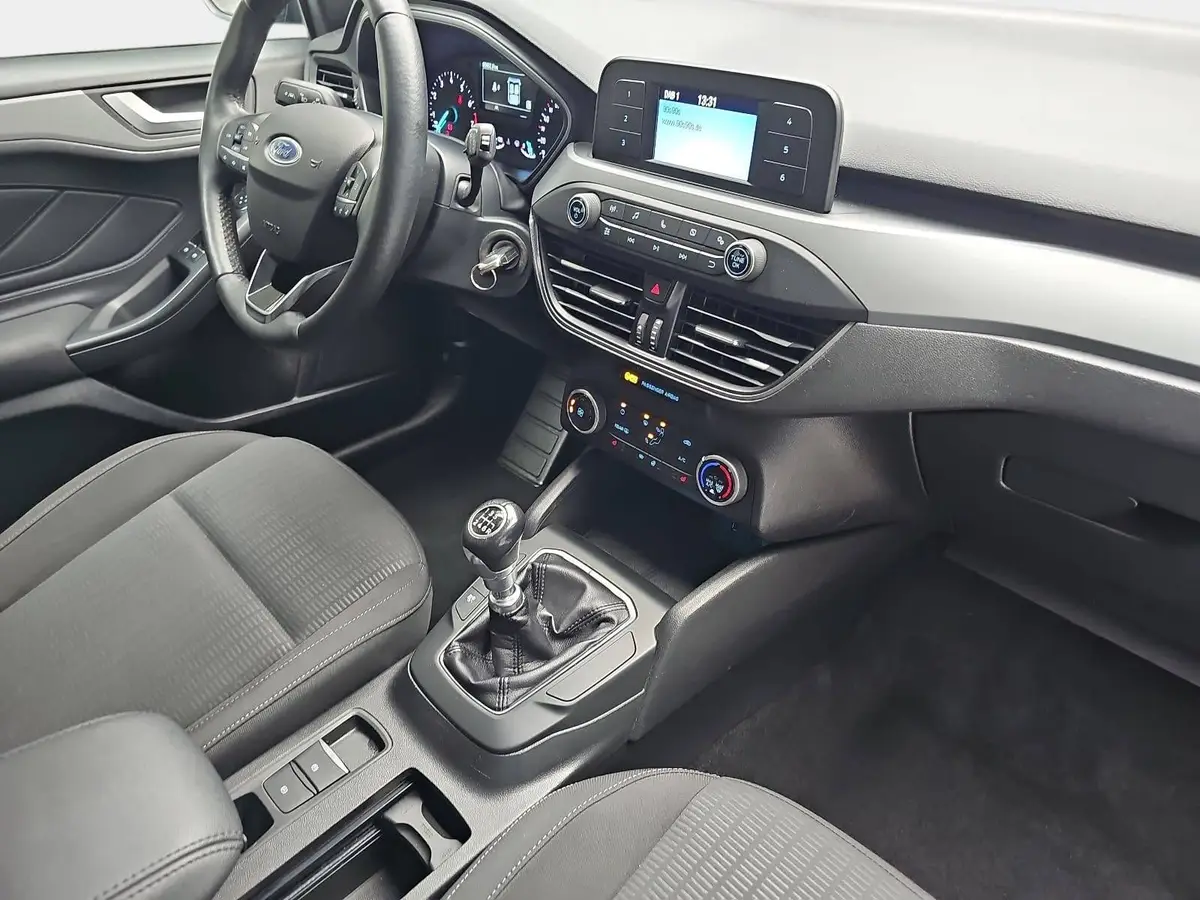 FORD FOCUS 1.0 EB TURNIER TREND KLIMA DAB LED