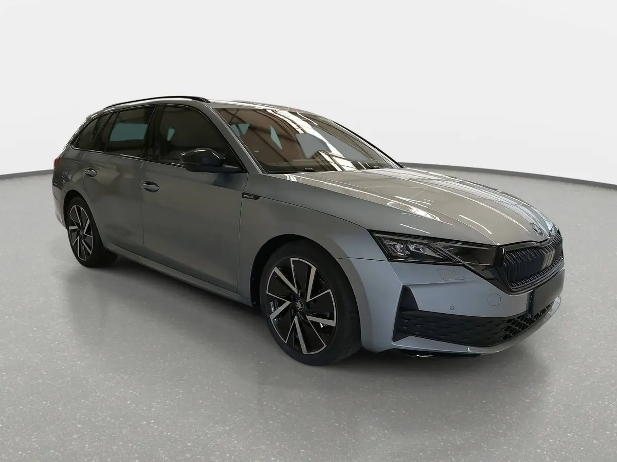 SKODA OCTAVIA COMBI 2.0 TDI DSG SPORTLINE NAVI LED