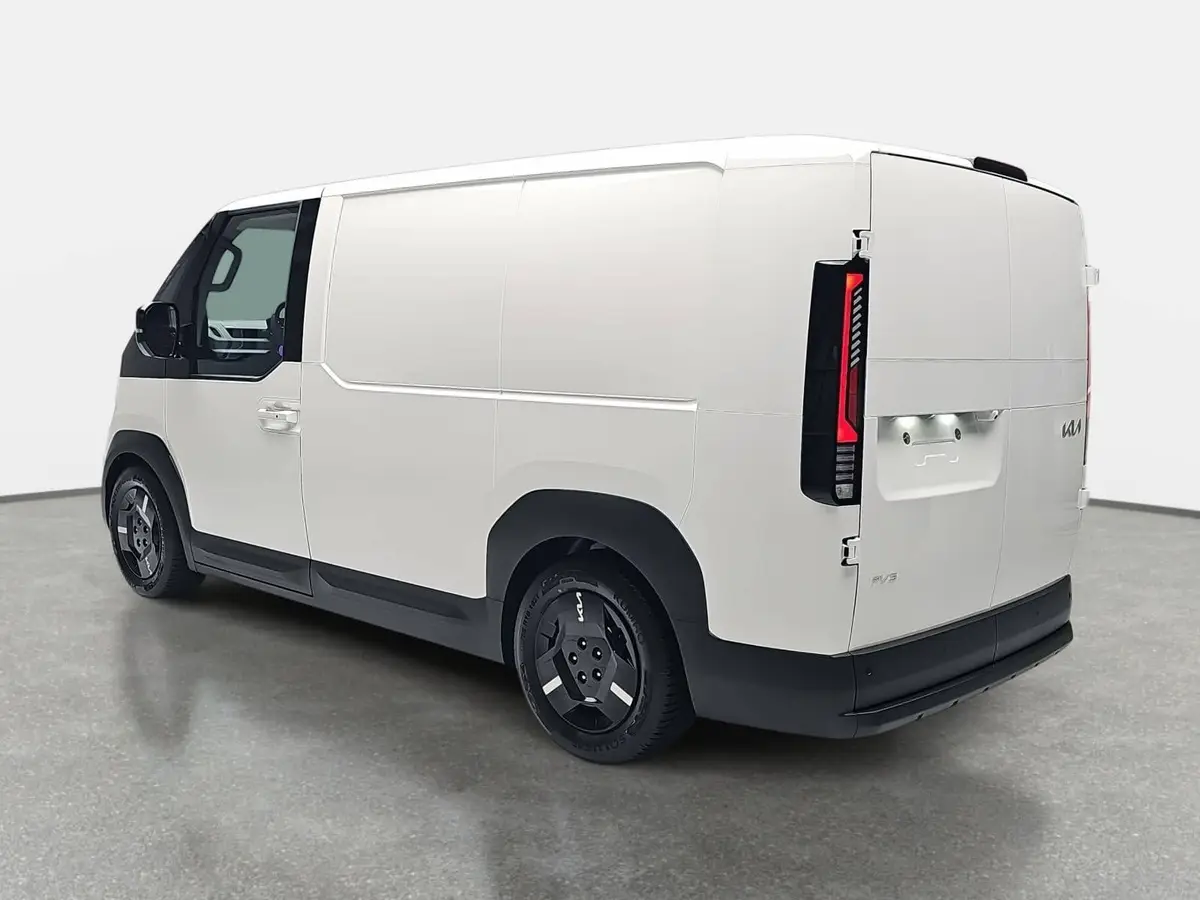 KIA PV5 CARGO L2H1 3T 71.2 KWH PLUS MJ26 WÄRMEPUMPE ALLWETTERREIFEN