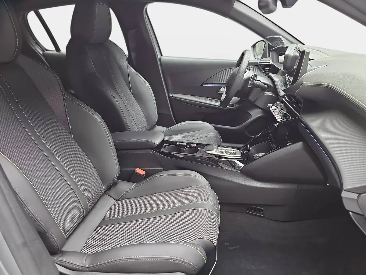 PEUGEOT 208 1.2 HYBRID 110 E-DSC6 GT KLIMA LED MIRROR-SCREEN K