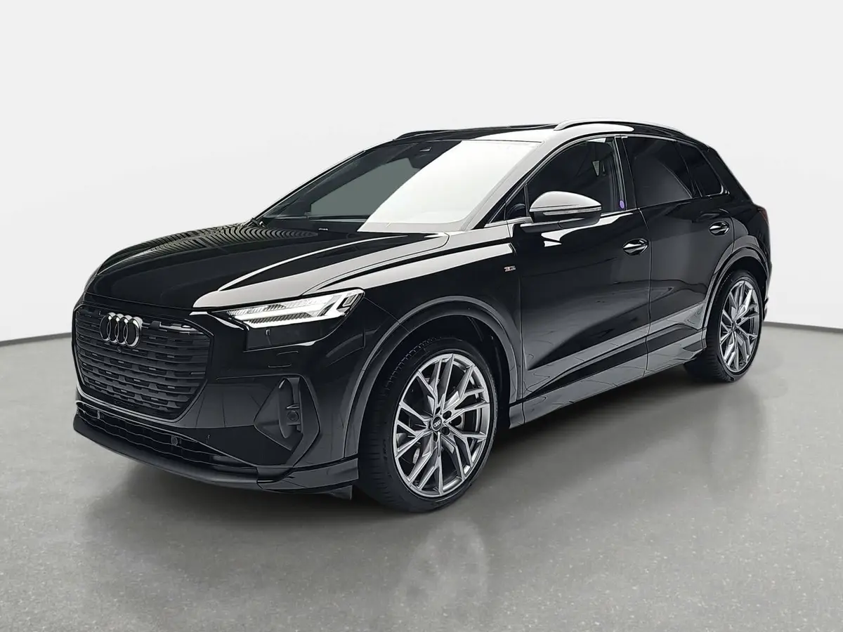 AUDI Q4 E-TRON 45 S-LINE 82KWH LED-MATRIX KAMERA
