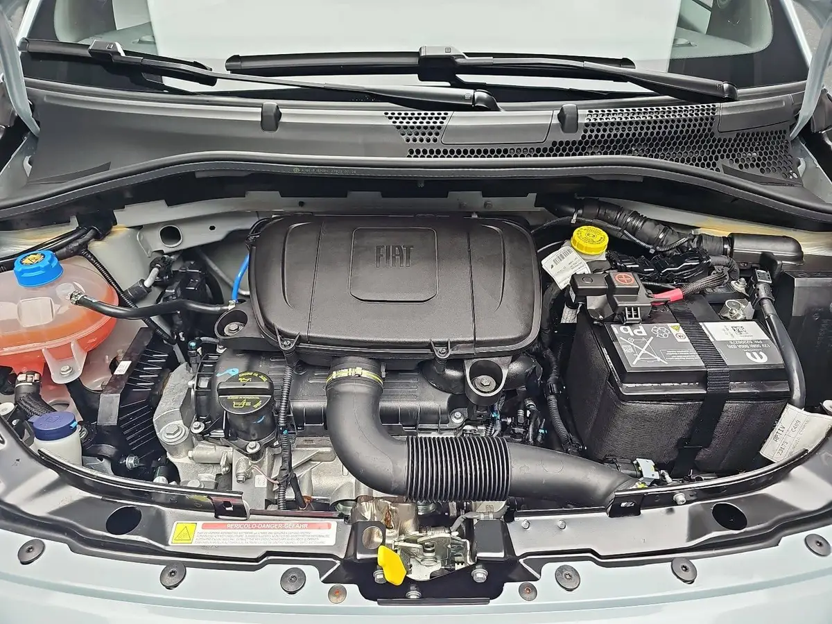 FIAT 500C 1.0 MILD HYBRID DOLCEVITA NAVI DAB ALL-SEASON