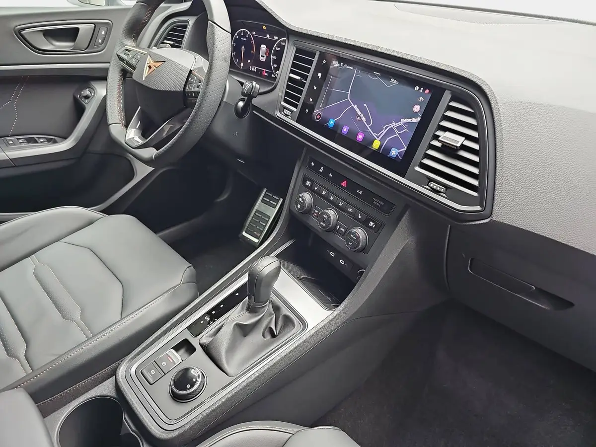 CUPRA ATECA 1.5 TSI DSG NAVI LED LEDER ACC PANO EL.HECKK. KAME