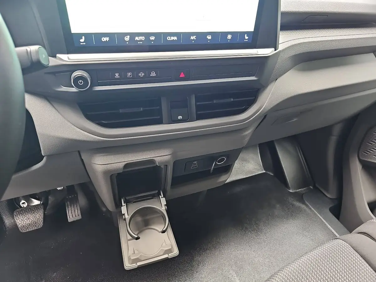 VW T7 TRANSPORTER 2.0 TDI DSG KASTEN L2H1 NAVI