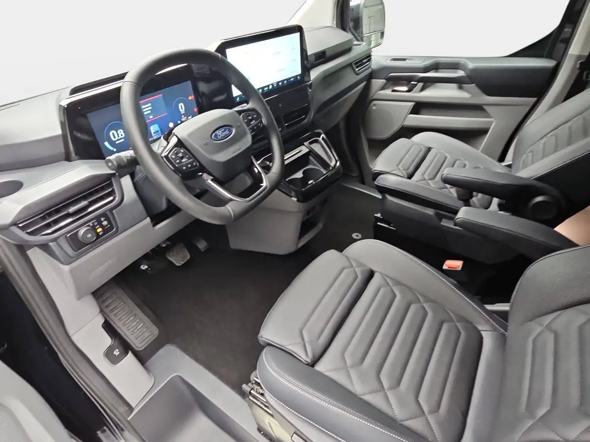 FORD TOURNEO CUSTOM 2.0 ECOBLUE AUTO. L1 TITANIUM X NAVI LED AHK