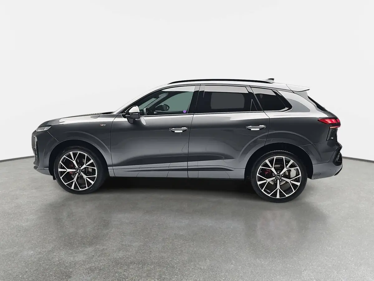 AUDI Q3 TFSI S-TRONIC S-LINE NAVI LED-PLUS PANO