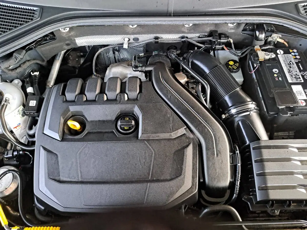 VW T-ROC 1.5 TSI UNITED NAVI LED