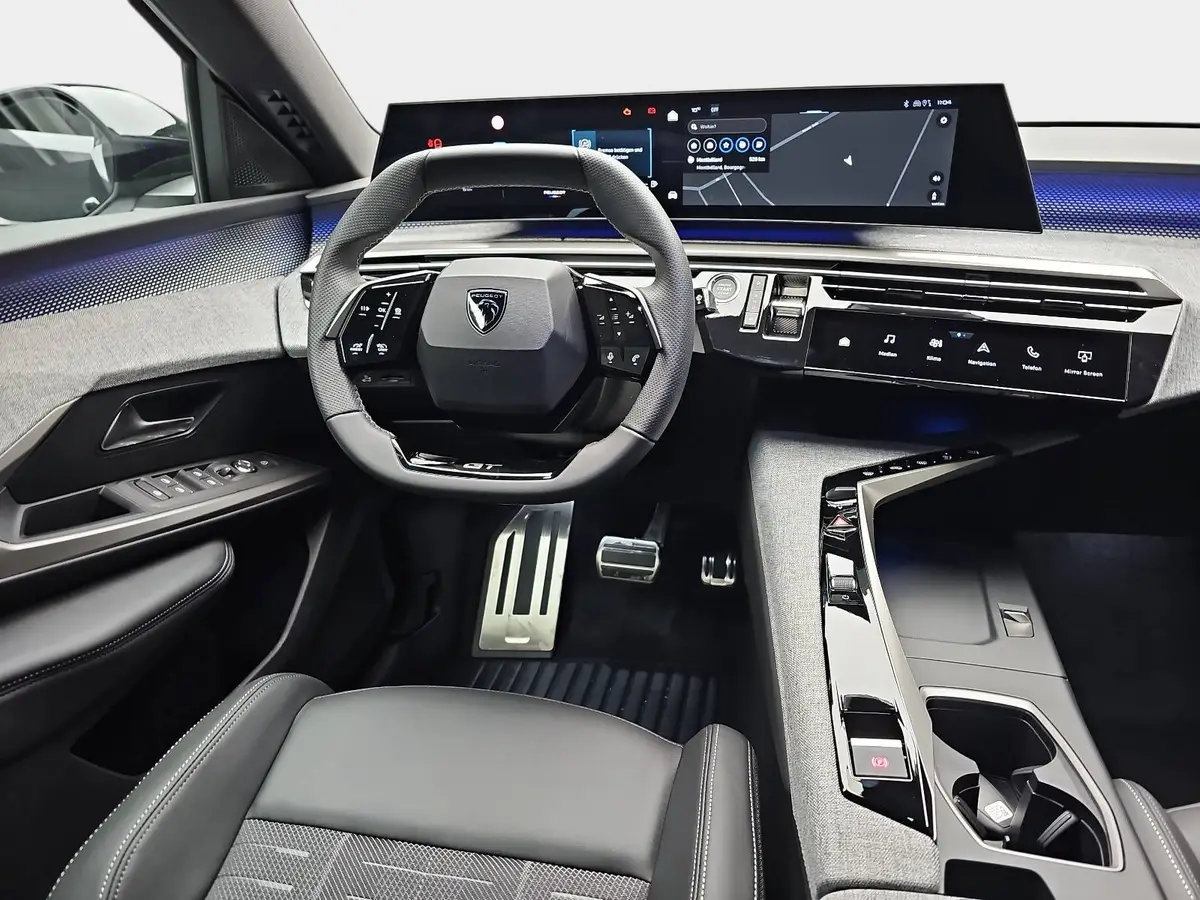 PEUGEOT 3008 1.2 HYBRID 145 E-DSC6 GT NAVI KLIMA LED AHK LM19