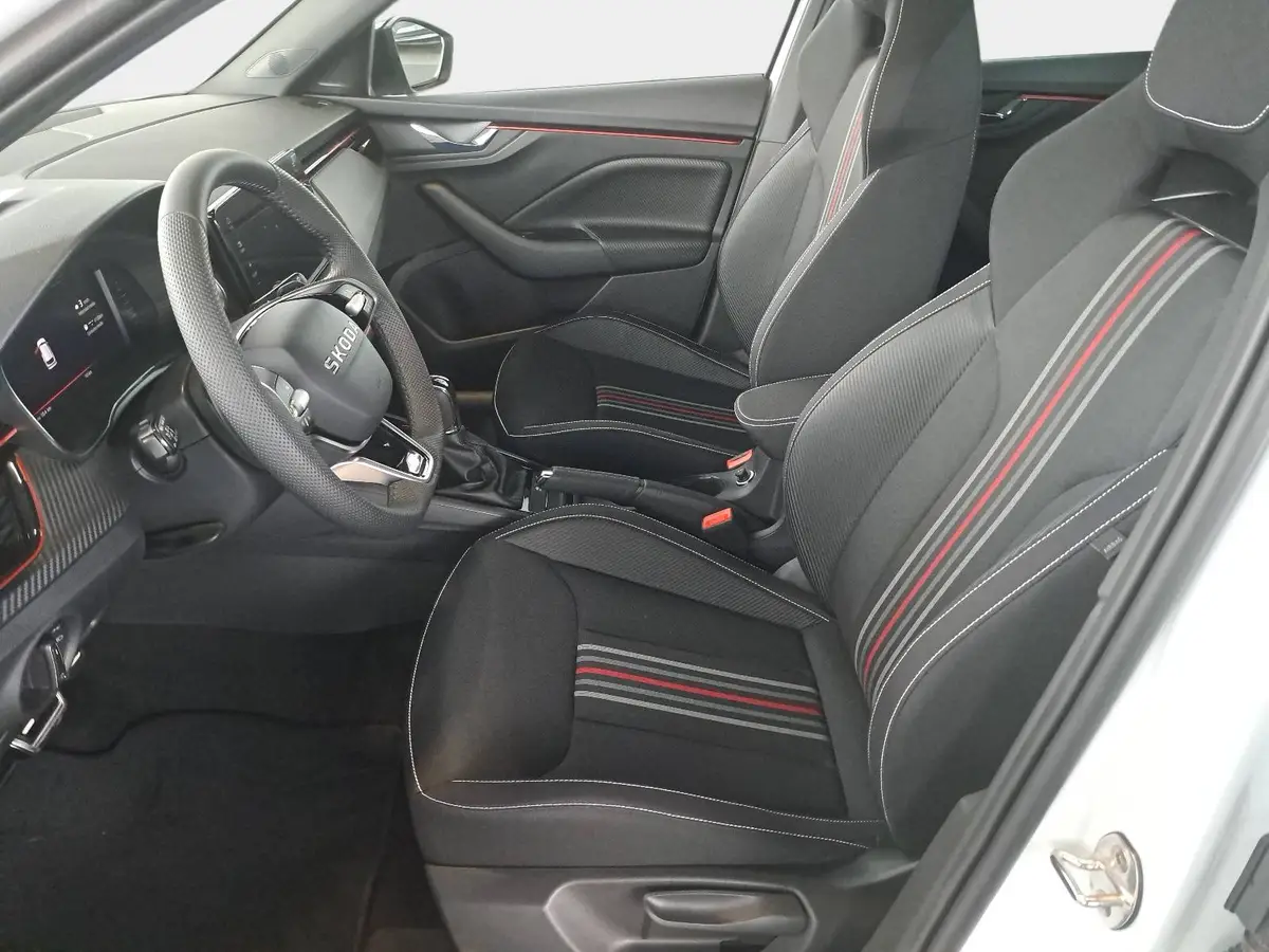 SKODA KAMIQ 1.5 TSI DSG MONTE CARLO NAVI MATRIX-LED PANO WINTE