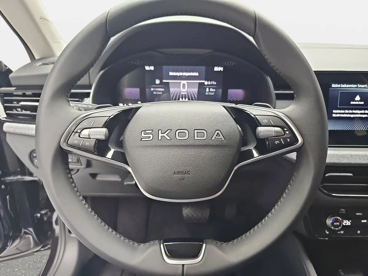 SKODA KAMIQ 1.0 TSI DSG CLASSIC LED KAMERA LM