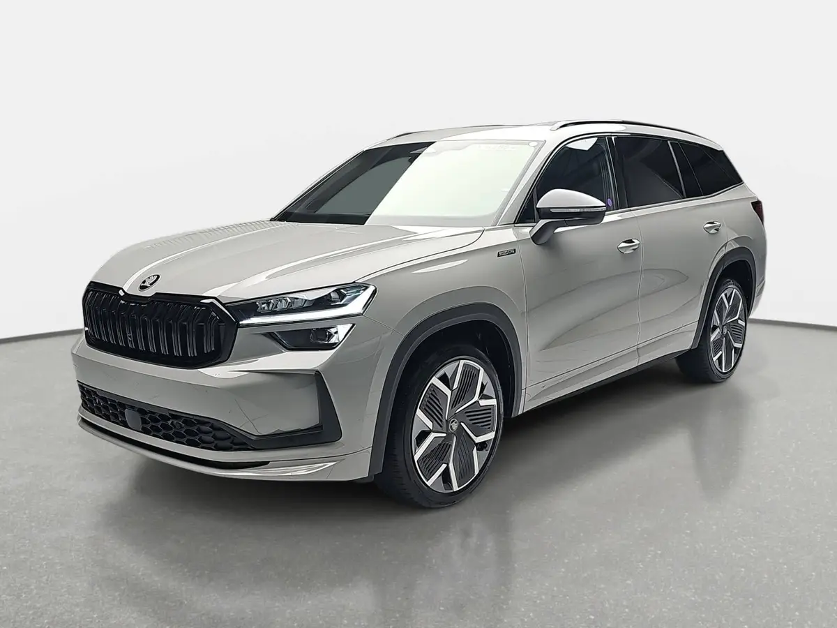 SKODA KODIAQ 2.0 TDI DSG SPORTLINE 4X4 PANO AHK