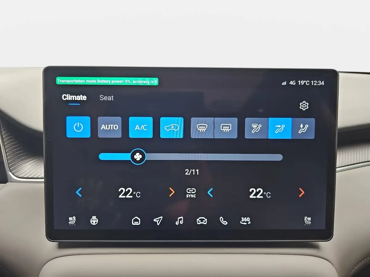 MG ANDERE EV 77 KWH LUXURY PANORAMA LEDER 20-ZOLL
