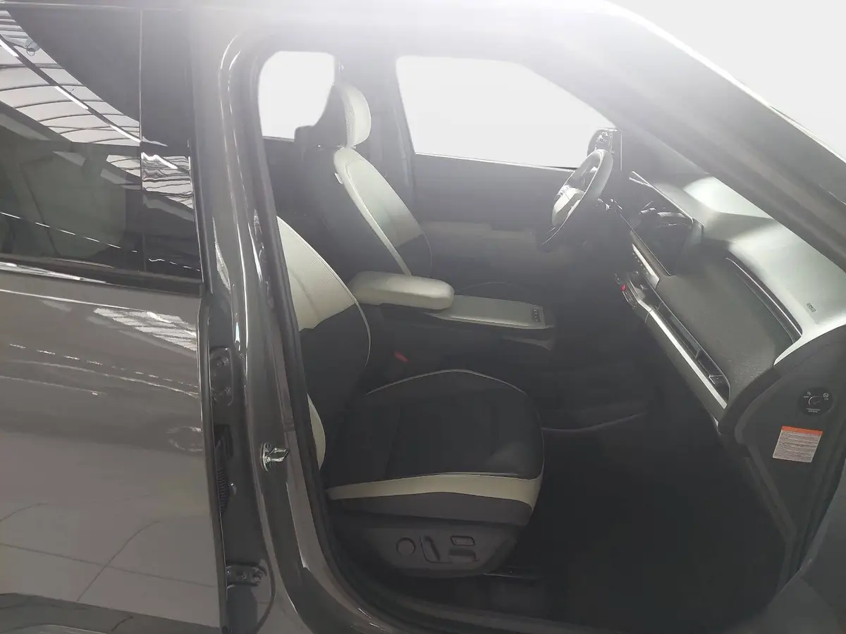 KIA EV3 81.4 KWH GT-LINE MJ27 DRIVEWISE-PARK-PRO KOMFORT GLASDACH