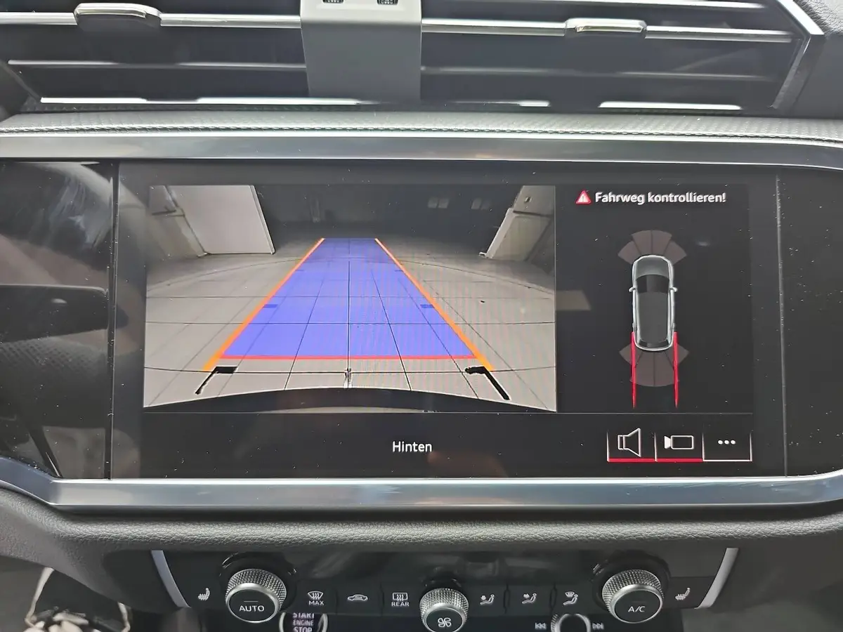 AUDI Q3 35 TDI S-TRONIC S LINE NAVI LED PANO ACC BLACK+ KA