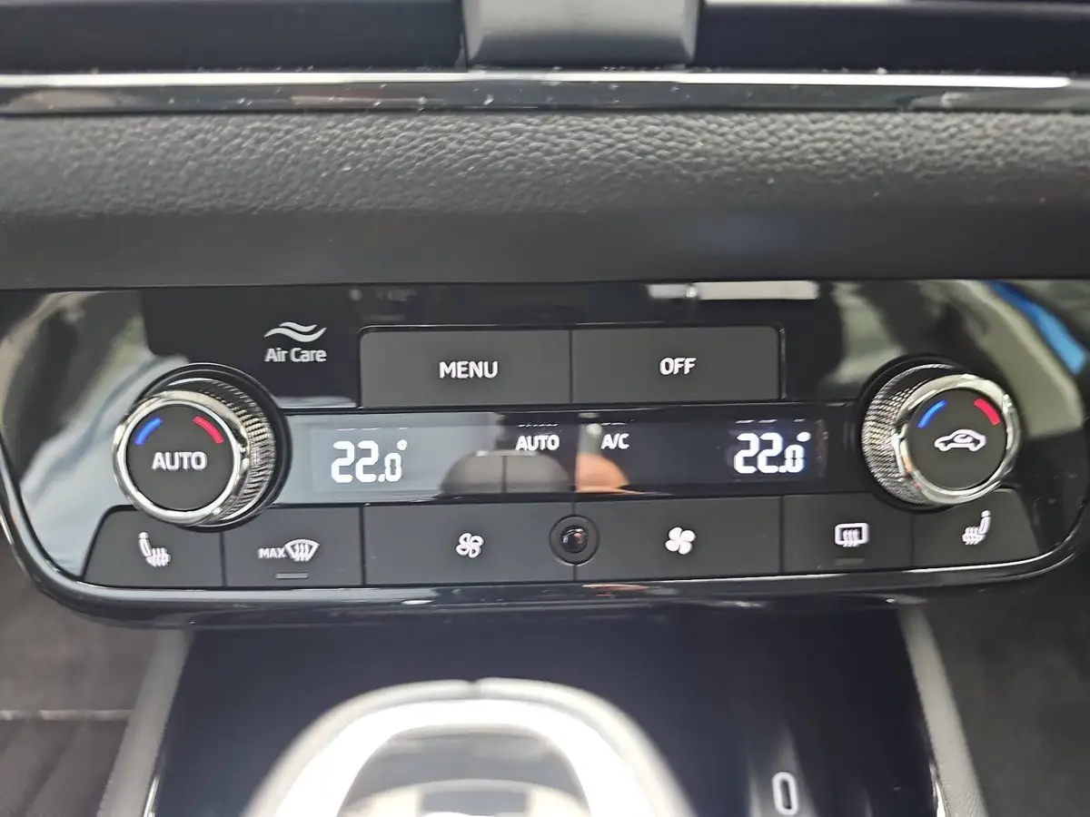 SKODA KAMIQ 1.0 TSI DSG 130 JAHRE LED KAMERA LM