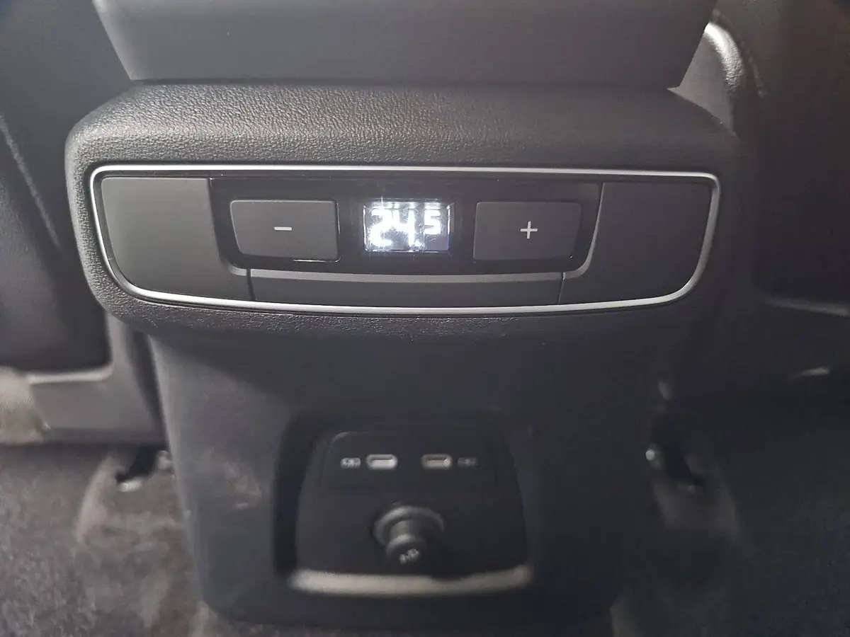 AUDI Q4 E-TRON 45 82KWH NAVI LED KAMERA LM19
