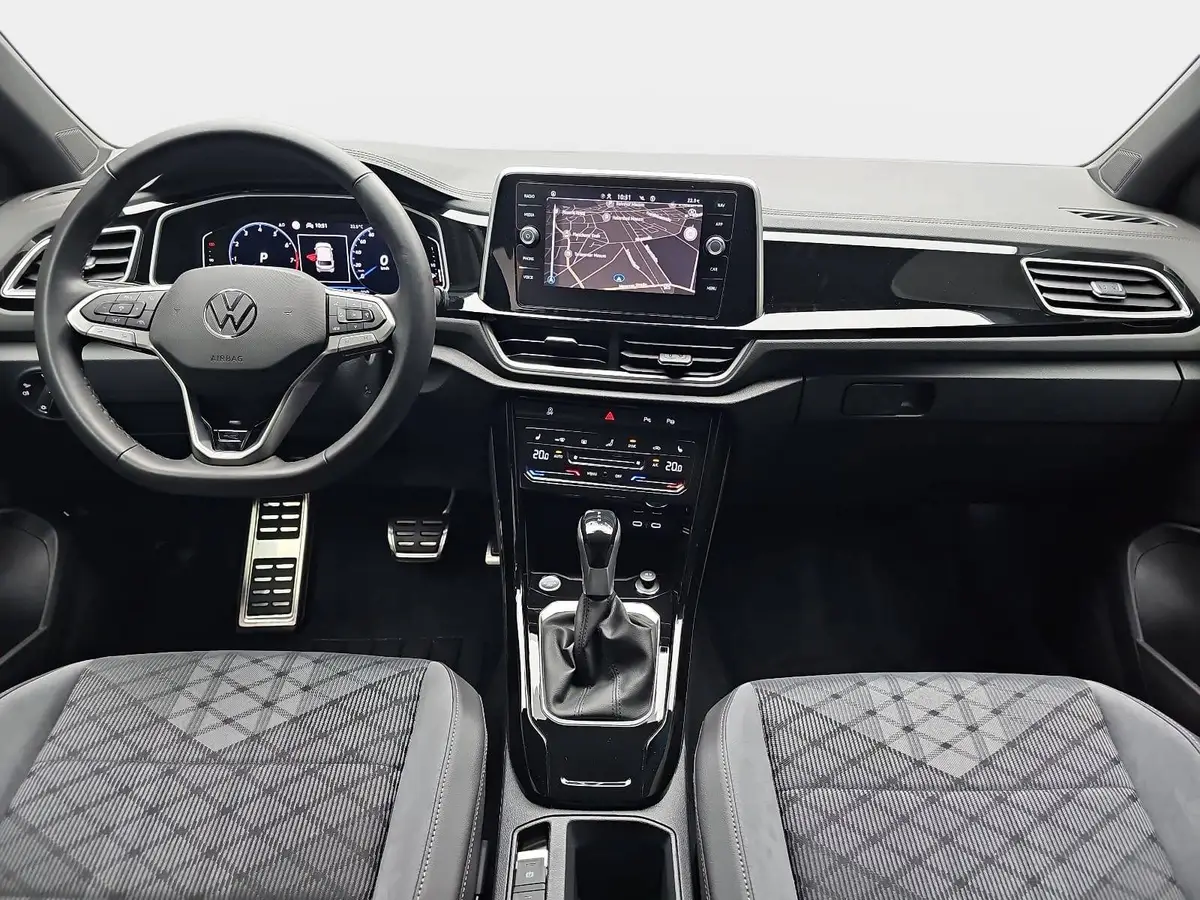 VW T-ROC 1.5 TSI DSG R-LINE NAVI LED 18