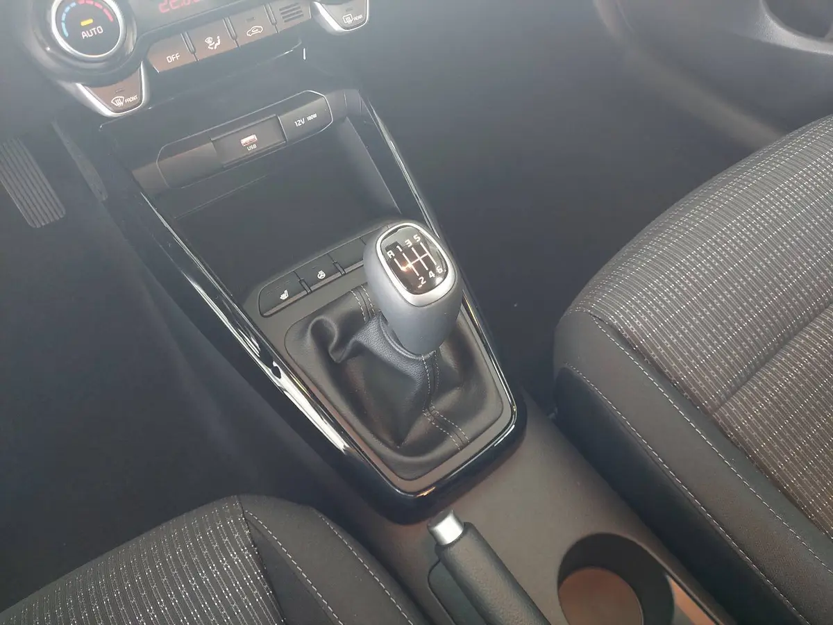 KIA STONIC 1.0 T-GDI 100 VISION SITZH. NAVI