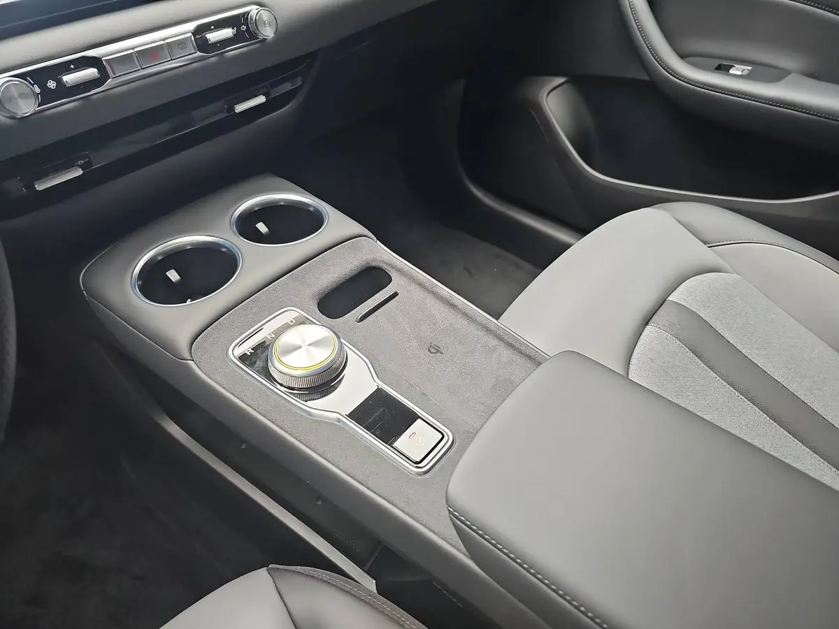 MG S5 EV 64 KWH MY25 LUXURY