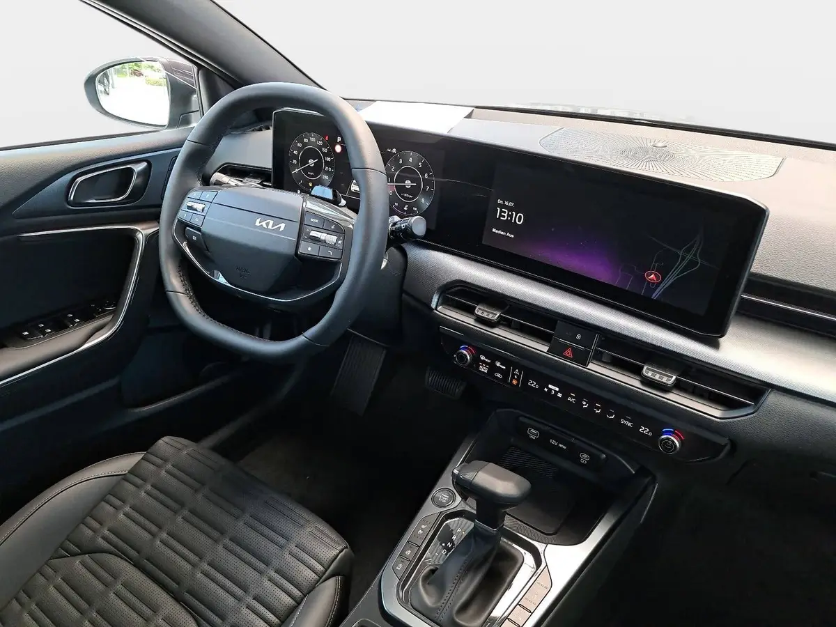 KIA XCEED 1.6 T-GDI 180 DCT SPIRIT MJ27 SOUND SITZ ADVANCED