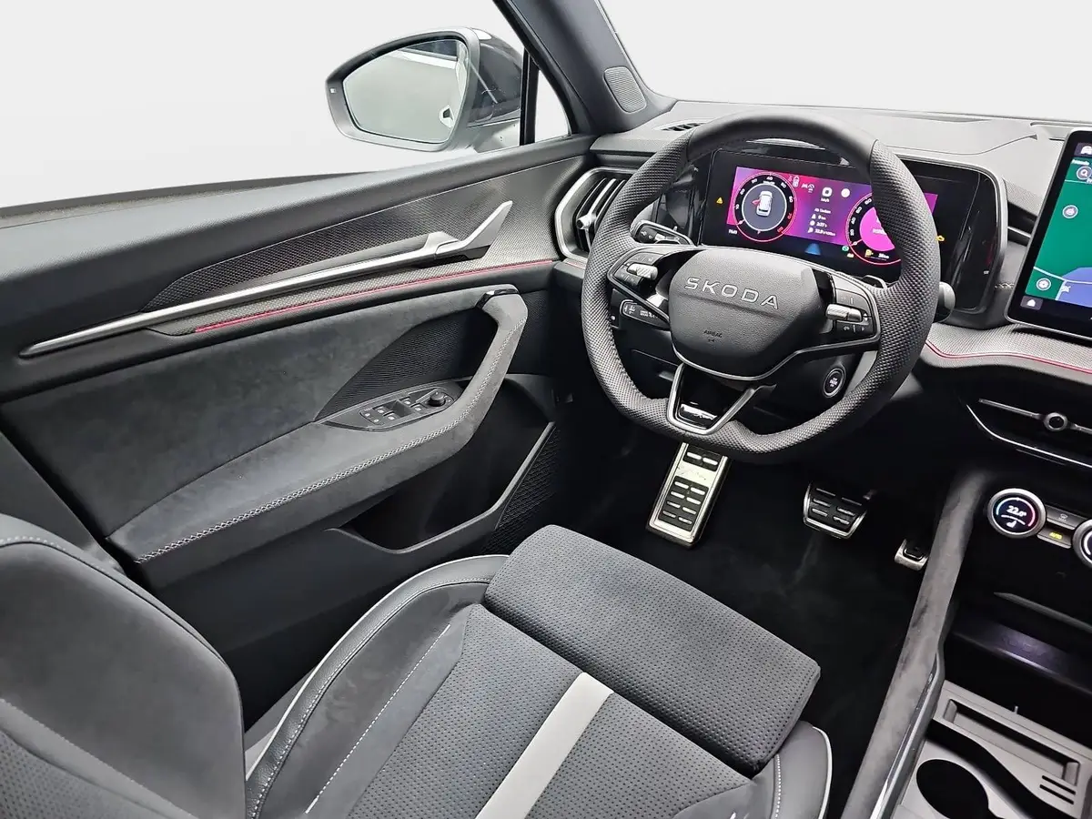 SKODA KODIAQ 1.5 DSG SPORTLINE NAVI LED ACC WINTER KAMERA AHK L