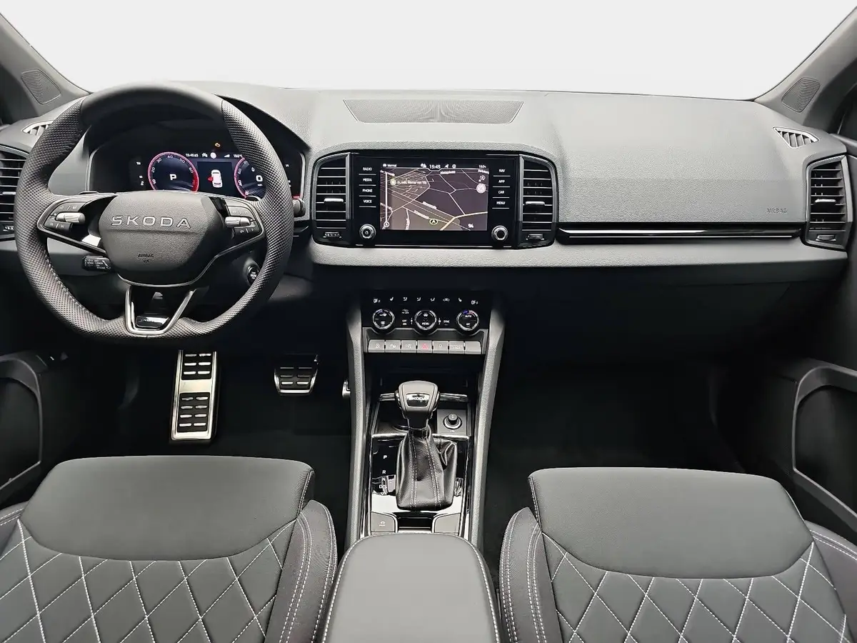 SKODA KAROQ 1.5 TSI DSG SPORTLINE NAVI LED-MATRIX PANO CANTON