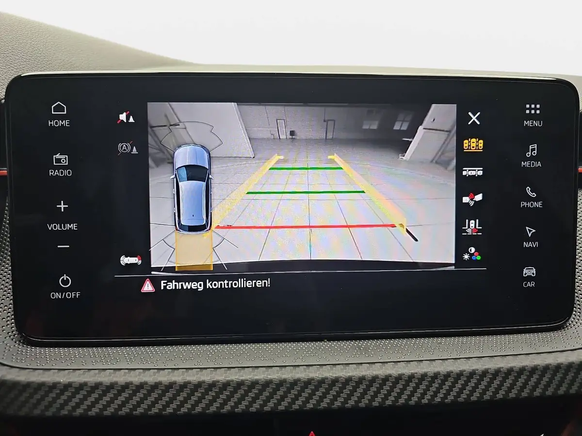 SKODA KAMIQ 1.5 TSI DSG MONTE CARLO NAVI LED